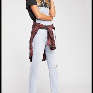 Levi’s mom overalls